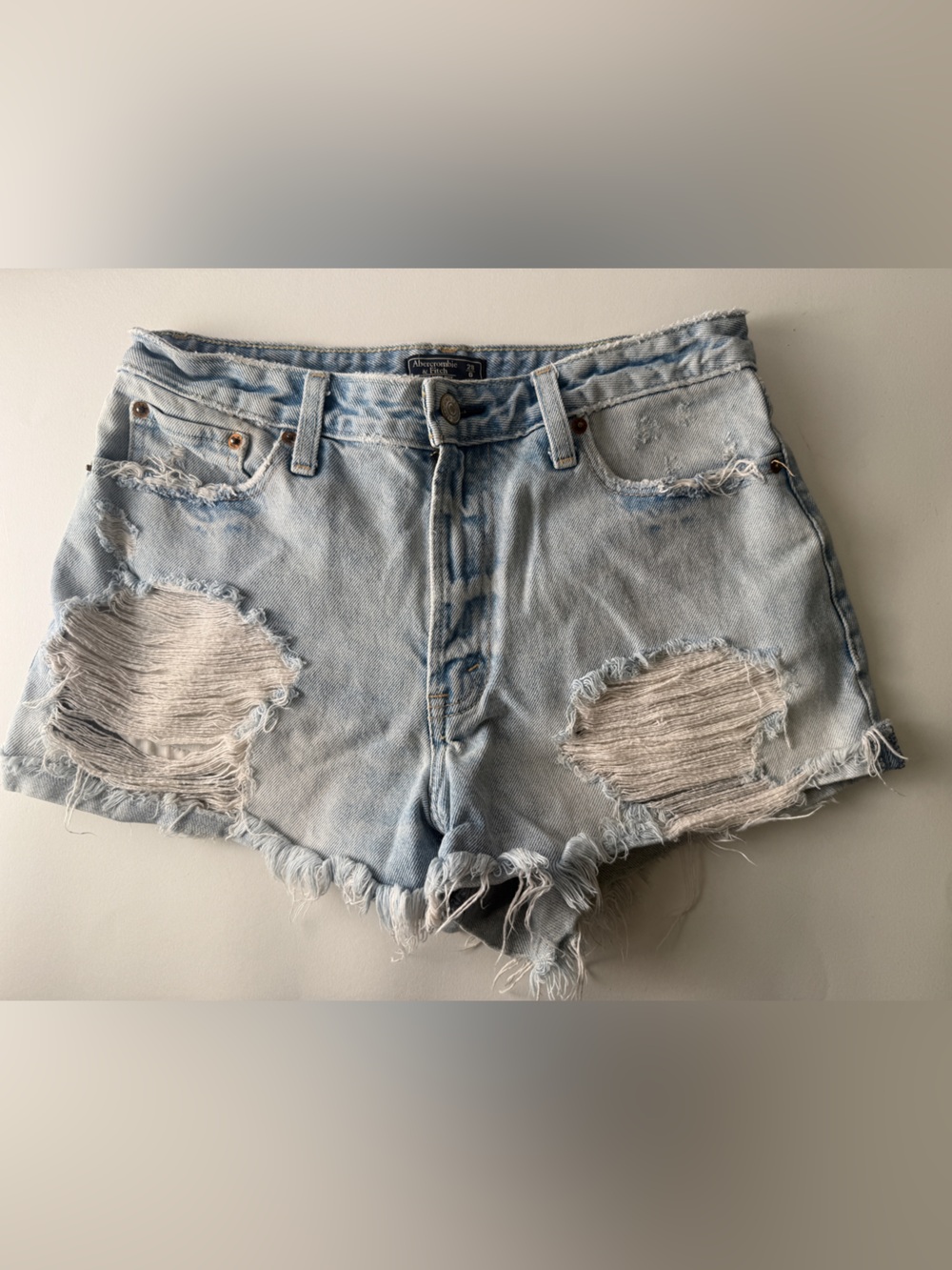 Abercrombie and Fitch Women's Annie High Rise Short 6/28 2" Inseam Frayed